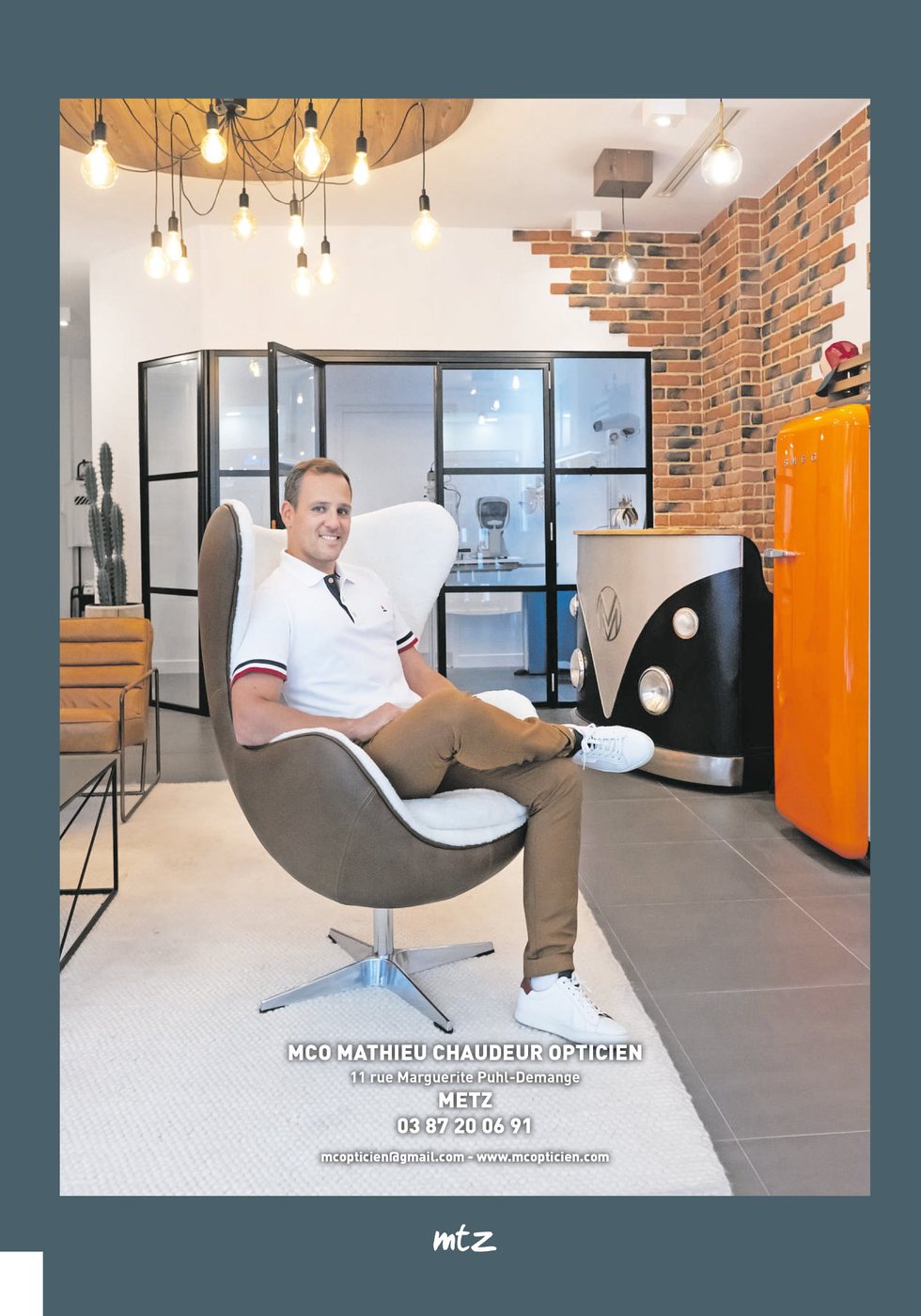 MTZ, page 1 : Mathieu dans le salon de MCO Enfants